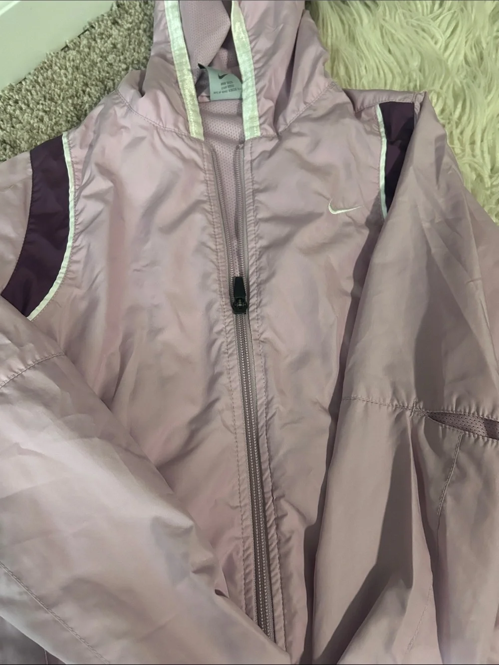 Nike Kids 10/12 girls Purple retro style Windbreaker Jacket and Track Pants Set - Picture 2 of 7